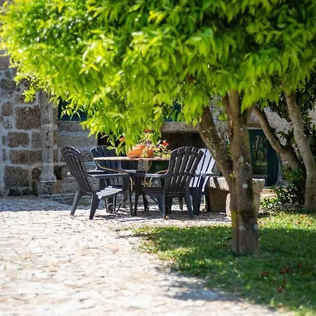 The Big House-grand Comfort At Serra Da Estrella Gouveia (Guarda)